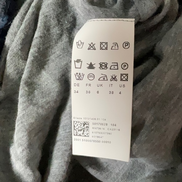 Hugo silk short sleeve top / 34 or Small - Picture 8 of 14